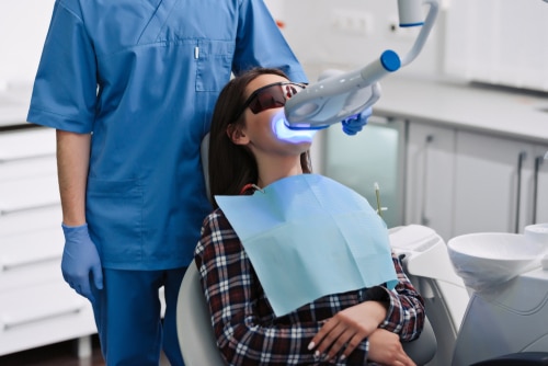 ¿Qué es el tratamiento de blanqueamiento dental Zoom? | Carolina Dental Arts